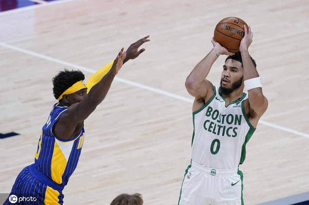 步行者逆转灵丹取得两连胜的简单介绍