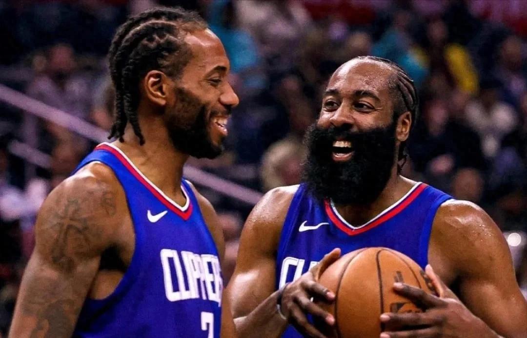 开云体育官方-快船大胜篮网，力保榜首位置