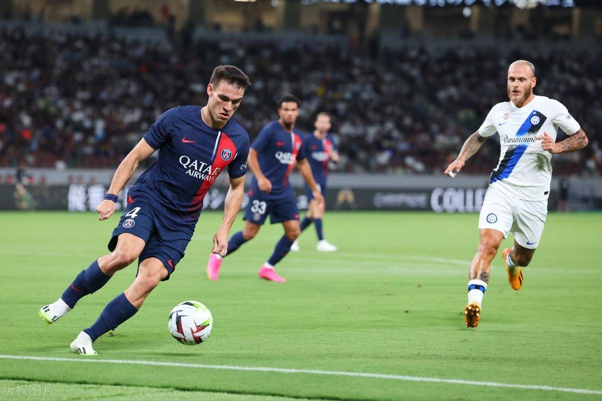斯特拉斯堡在法甲比赛中力克对手，表现出色的简单介绍