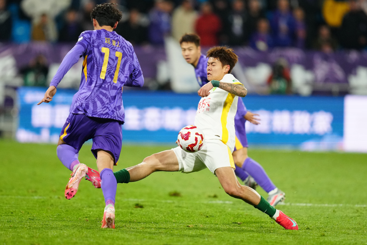 天津泰达赛季表现出色,备受瞩目 天津泰达赛季表现出色,备受瞩目