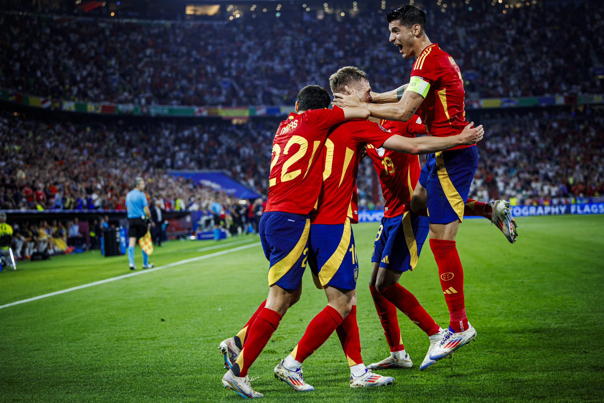 欧洲强队备战附加赛，冲刺阶段备战